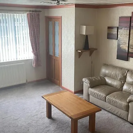 3 Bed House With Exceptional View Villa Batley Exterior photo