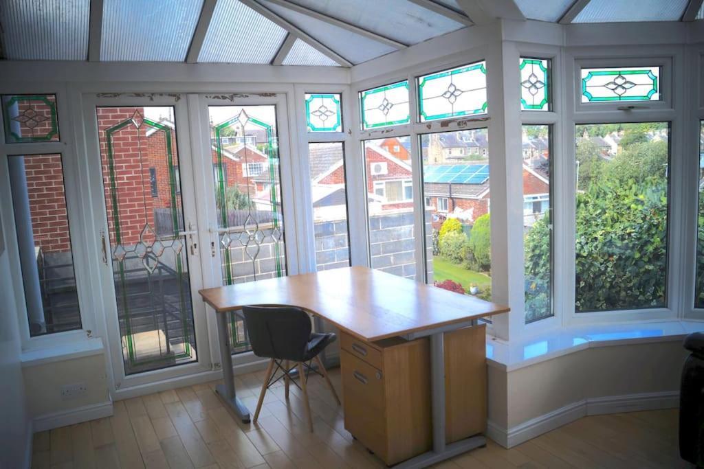 3 Bed House With Exceptional View Batley