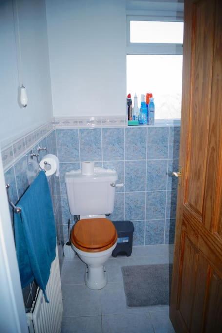 3 Bed House With Exceptional View * Batley